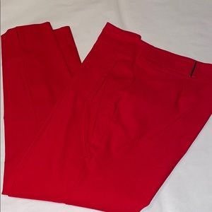 Stretchy red pull on capris sz M